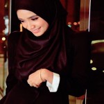 2- Ummi Nazeera Bersyukur Bapa Dipenjara 31 Tahun - ROTIKAYA